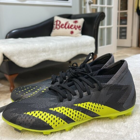 adidas UNISEX Predator Accuracy INJ.3 FG Firm Ground Soccer Cleats - Picture 2 of 5